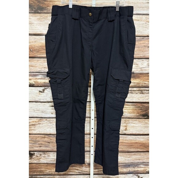 5.11 Tactical Women Size 20 Cargo Pant Stretch Ripstop Black 31” Inseam - Picture 1 of 10